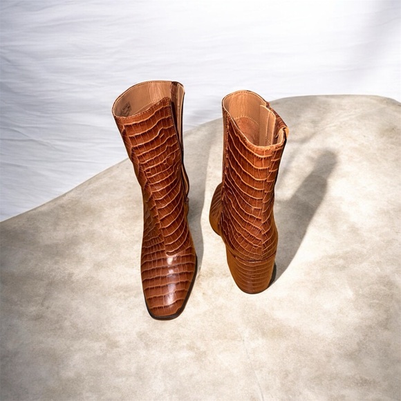 Vionic Shoes - Vionic Tan Crocodile Pattern Heeled Boots